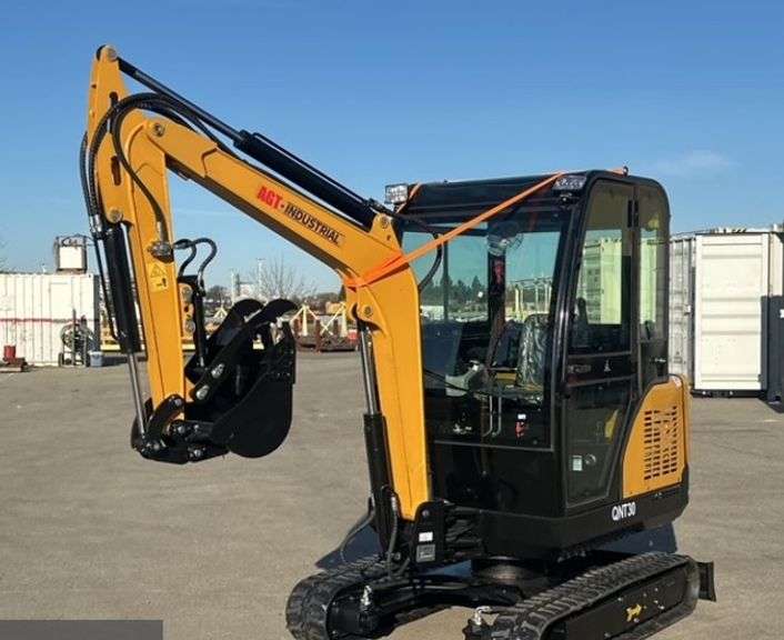 2025 UNUSED AGT QNT30 Kubota 25 HP Diesel Excavator_ Swing boom