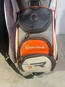 TaylorMade Golf Bag