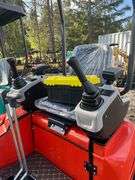 UNUSED 2025 AGT QK18K-C Kubota Diesel  15Hp Pilot controls Excavator (Hyd Thumb) Swing Boom