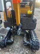 UNUSED 2025 AGT QK18Y-C Yanmar Diesel  15Hp Pilot controls Excavator (Hyd Thumb) Swing Boom