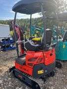 UNUSED 2025 AGT QK18K-C Kubota Diesel  15Hp Pilot controls Excavator (Hyd Thumb) Swing Boom