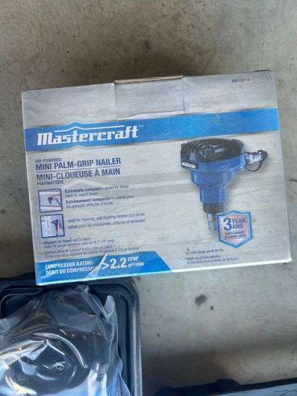 UNUSED Brad Nailer QTY 2 & Palm Nailer