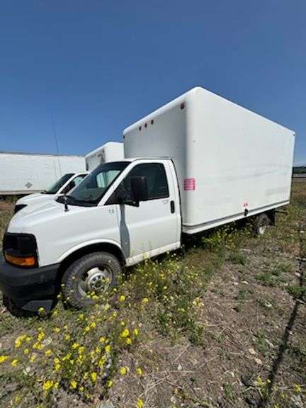 2017 GMC Savana 2500_FLEET_ CRANBROOK,BC