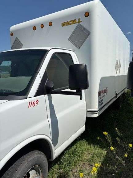 2013 GMC Savana 350 _Fleet_ Cranbrook,BC