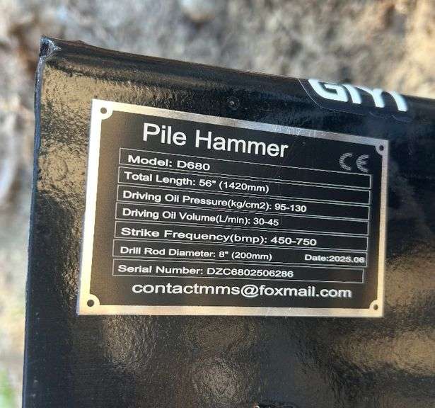 UNUSED 2025 GIYI Pile -Post Hammer for Skid Steer