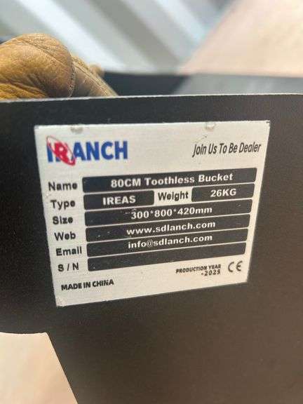 UNUSED 2025 32" Cleanup Bucket for 1-3 Ton Excavator