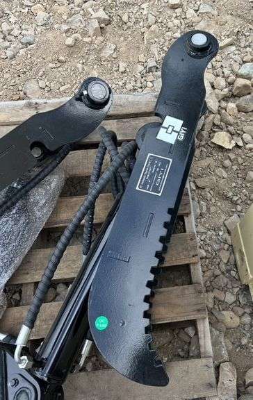 2025 GIYI Excavator 5 Ton Hydraulic Thumb-Unused