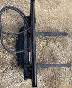 UNUSED 2025 GIYI Hydraulic Slide 30" forks for Mini Skid Steer