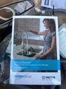 Motion sense hands free kitchen faucet