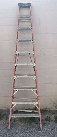 10 foot ladder
