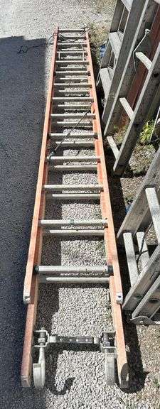 28 foot ladder