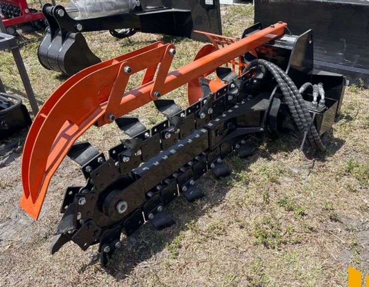 2025 GIYI X39F 39 Inch Hydraulic Trencher - Mini Skid Steer Attachment (Unused)