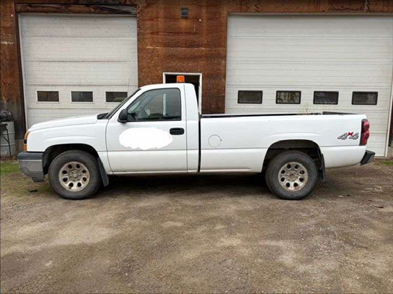 2006 Chevy 1500 4x4~148,143km