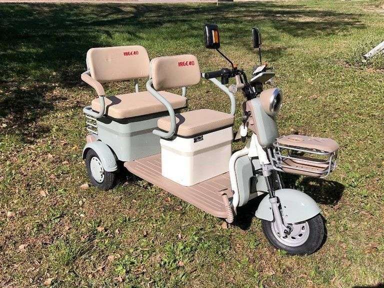 New! 2026 Mini Electric Tricycle Golf Cart Model IRGC40 (Light Green COLOR)