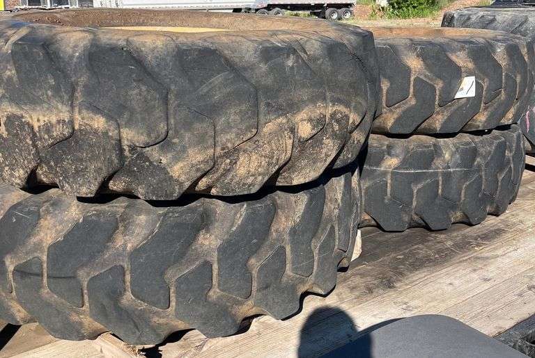 Firestone 14.00 x 24 Caterpillar Telehandler Tires x 4