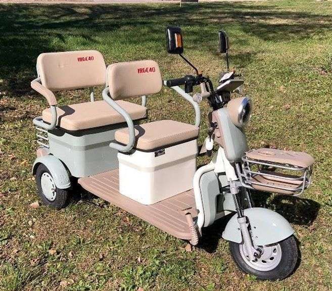 Mini Electric Tricycle Golf Cart Model IRGC40 ( Light Green in Color) ~New!