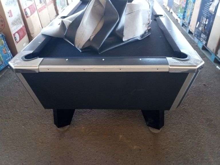 Valley Pool Table With Leather Cover(Damage Cover) - Sierra Auction ...