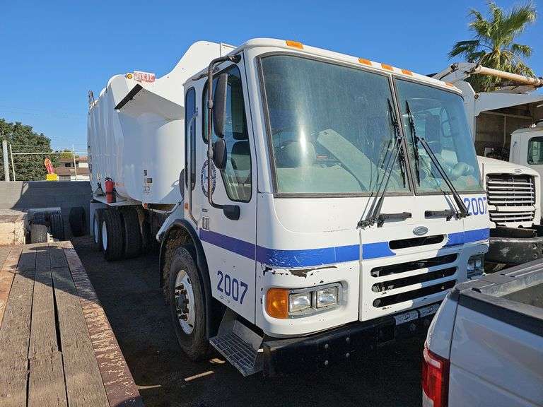 2005  Sterling  Condor  Garbage Truck