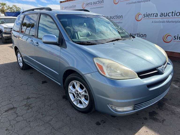 2005  Toyota  Sienna