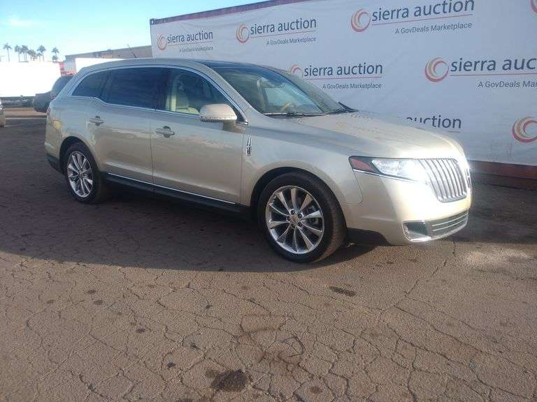 2011  Lincoln  MKT