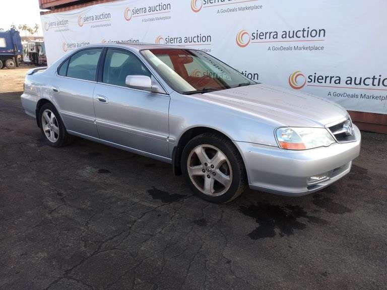 2002 Acura TL Sierra Auction Management Inc