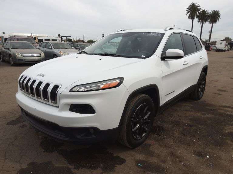 2015 Jeep Cherokee Latitude: A Deep Dive into a Distinctive Compact SUV