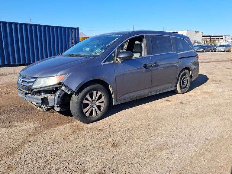 2016  Honda  Odyssey LX