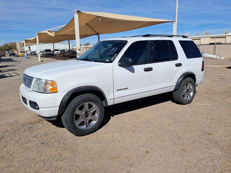2004  Ford  Explorer XLT