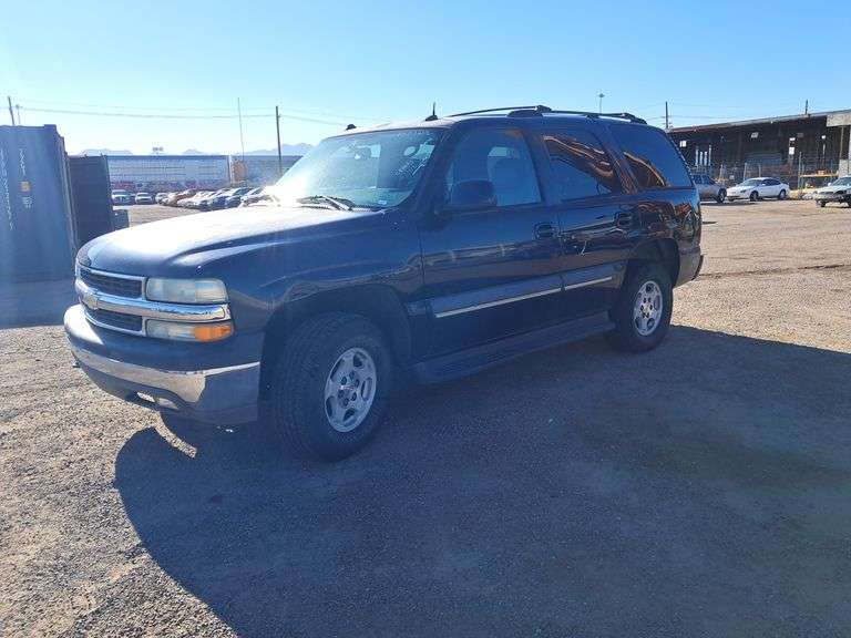 2004  Chevrolet  Tahoe LS