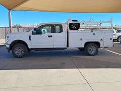 2018  Ford  F-350 SD  Service Truck