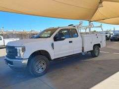 2018  Ford  F-350 SD  Service Truck
