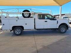 2018  Ford  F-350 SD  Service Truck
