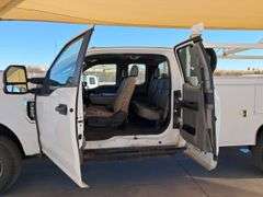 2018  Ford  F-350 SD  Service Truck
