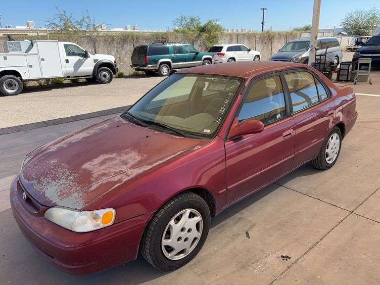 1999  Toyota  Corolla LE