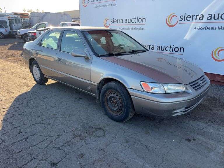 1999  Toyota  Camry