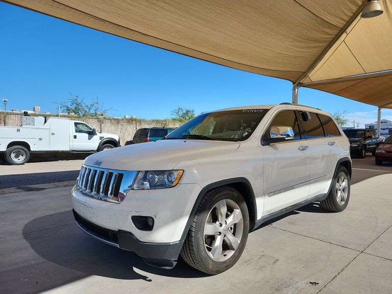 2012  Jeep  Grand Cherokee Overland