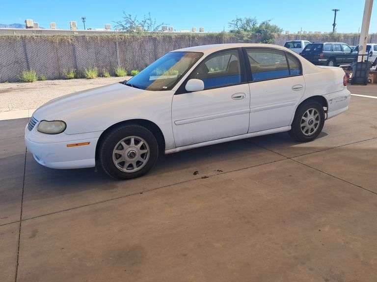 1999  Chevrolet  Malibu LS