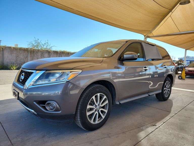2013  Nissan  Pathfinder S