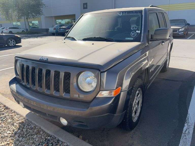 2016  Jeep  Patriot Sport