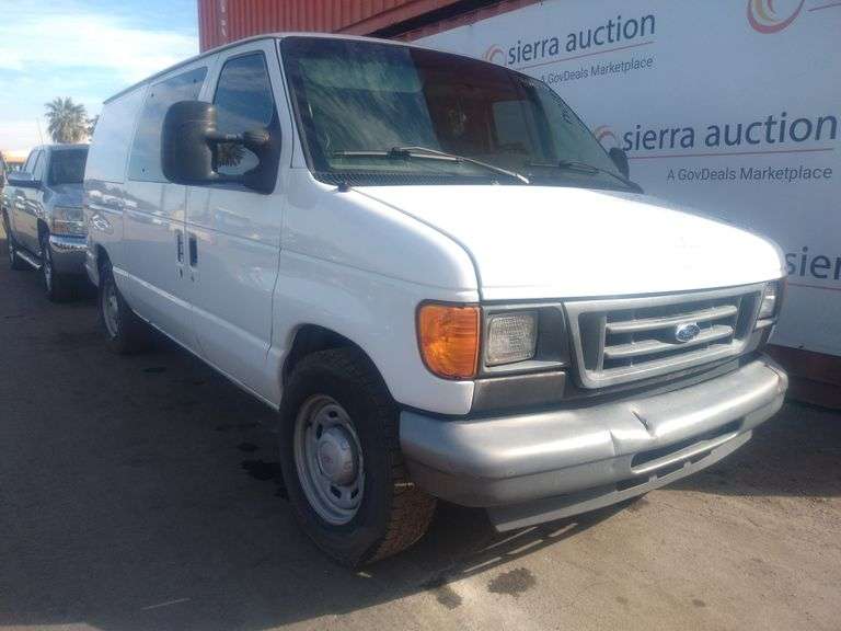 2006  Ford  Econoline  Cargo Van