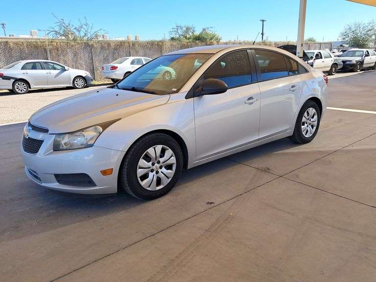 2014  Chevrolet  Cruze LS
