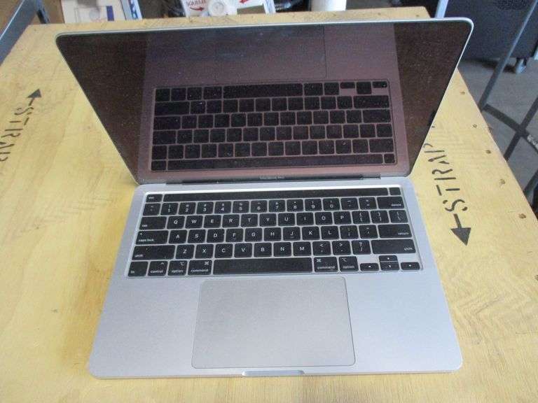 Apple MacBook Pro A2251