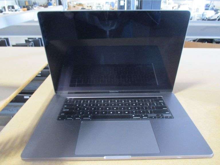 Apple MacBook Pro A2141