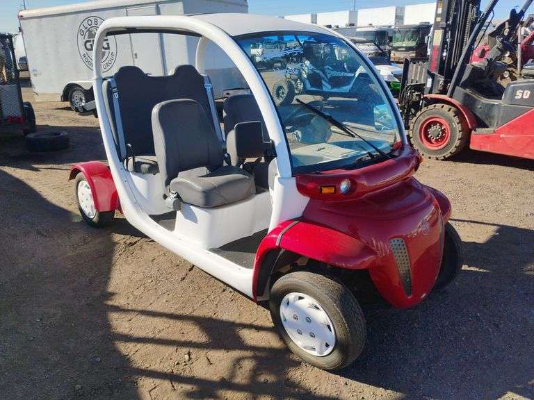 2000  GEM Industries Inc  E825  Golf/Passenger Cart
