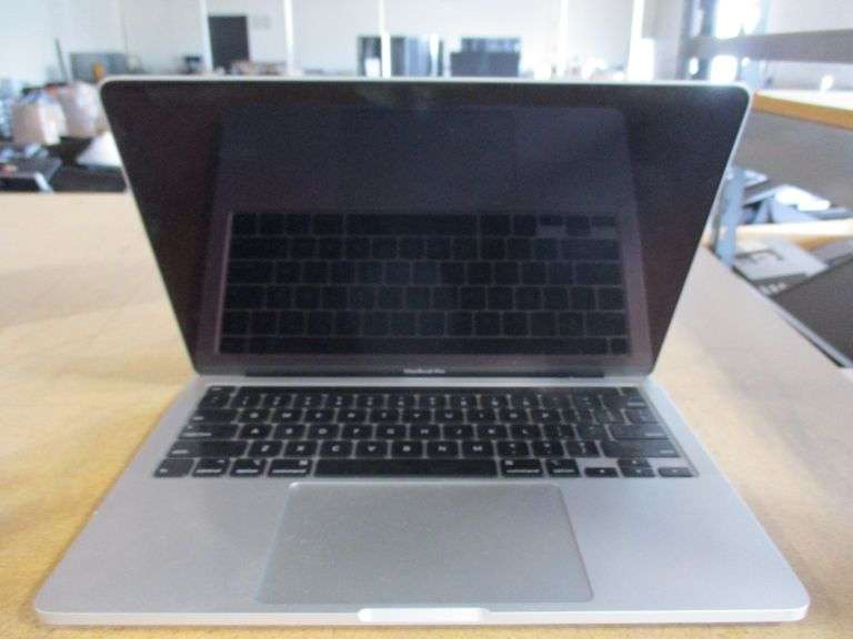 Apple MacBook Pro A2251