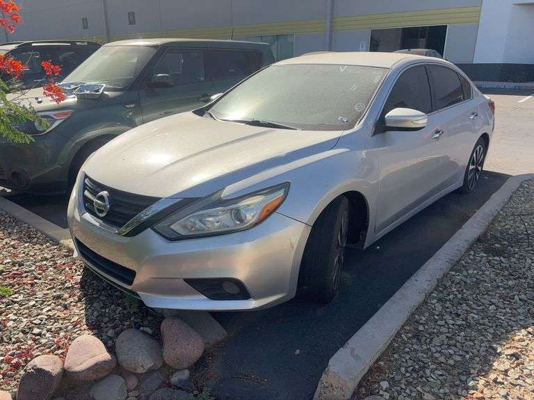 2018  Nissan  Altima
