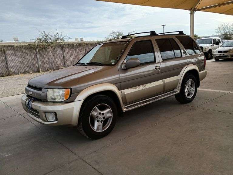 2002 Infiniti QX4 Luxury