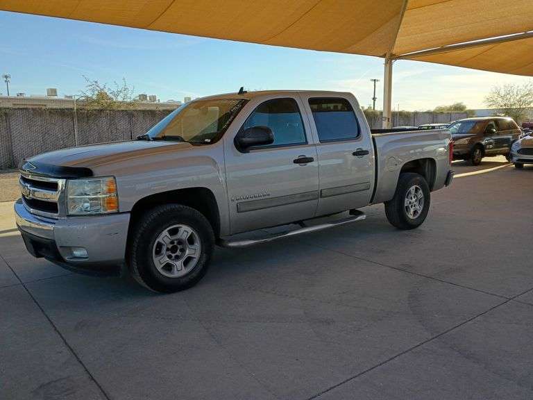 2007  Chevrolet  Silverado 2LT