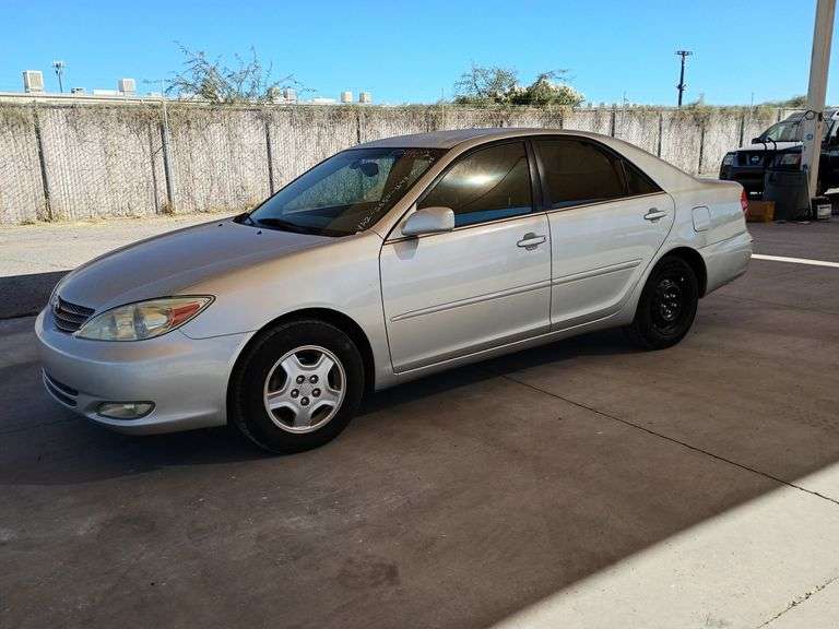 2003 Toyota Camry XLE