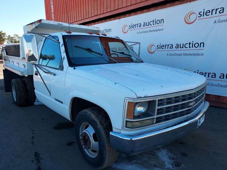 1990  Chevrolet  C3500  Dump Truck